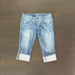 Guess Light Blue Cropped Jeans